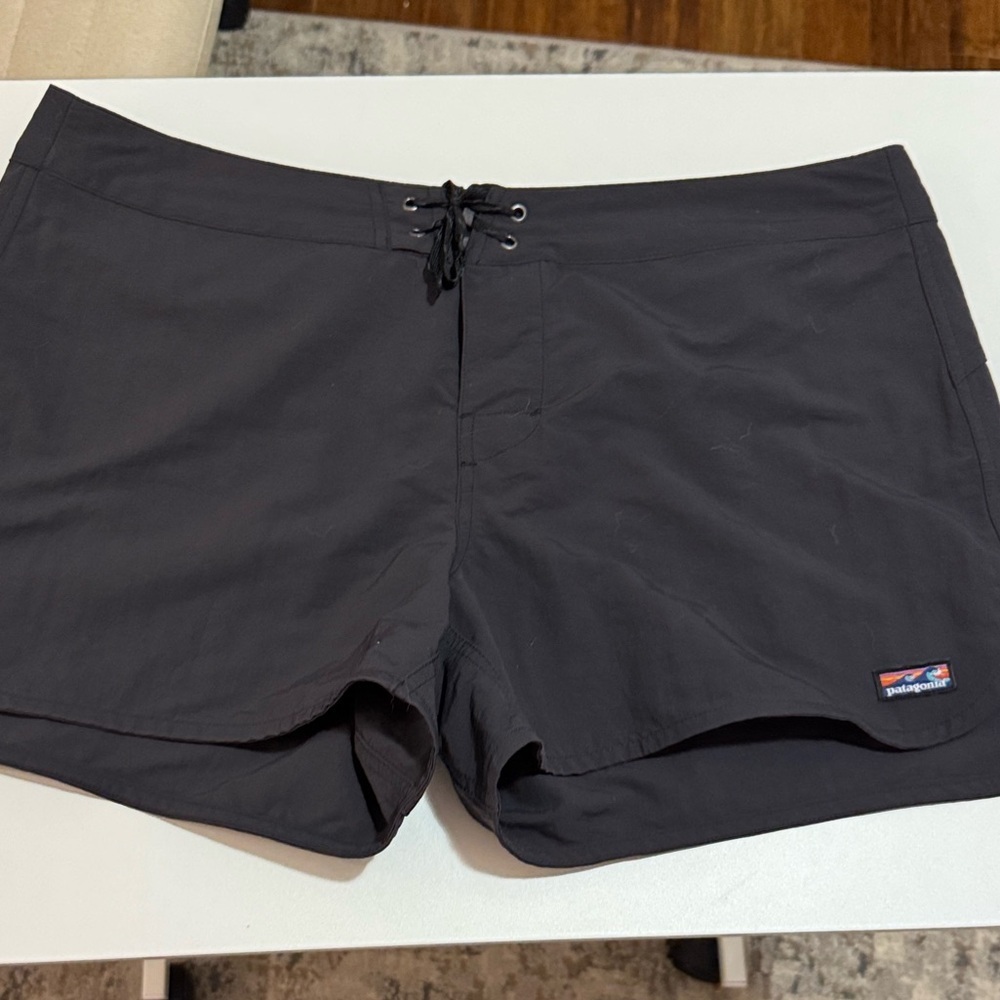Patagonia Women's Black Wavefarer board shorts
